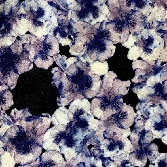 H&M floral leggings  - Picture 2 of 2